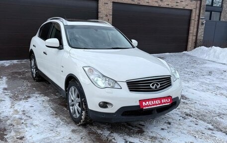 Infiniti QX50 I рестайлинг, 2013 год, 1 745 000 рублей, 7 фотография