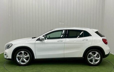 Mercedes-Benz GLA, 2018 год, 1 300 000 рублей, 6 фотография