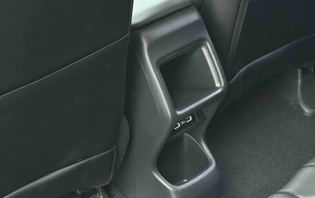 Honda Vezel, 2023 год, 1 970 000 рублей, 12 фотография