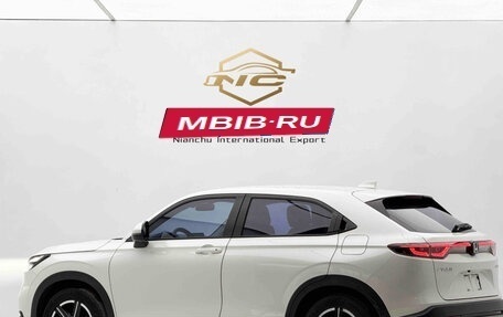 Honda Vezel, 2023 год, 1 970 000 рублей, 6 фотография