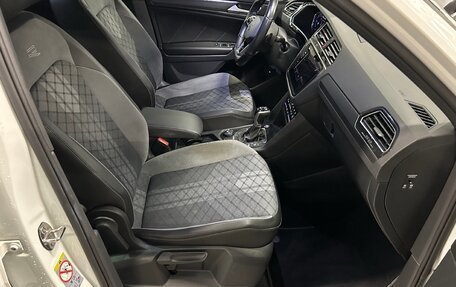 Volkswagen Tiguan II, 2022 год, 2 760 000 рублей, 8 фотография