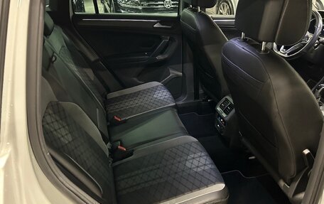 Volkswagen Tiguan II, 2022 год, 2 760 000 рублей, 10 фотография