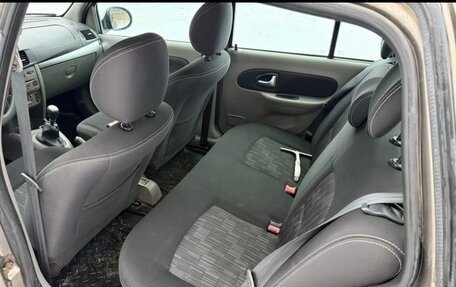 Renault Symbol, 2010 год, 650 000 рублей, 8 фотография