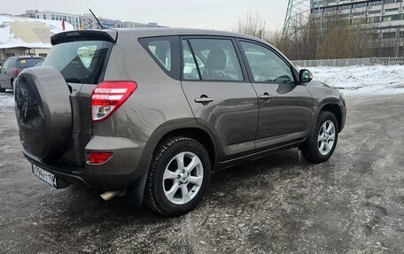 Toyota RAV4, 2011 год, 1 170 000 рублей, 4 фотография