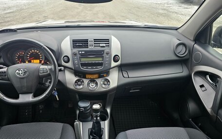 Toyota RAV4, 2011 год, 1 170 000 рублей, 10 фотография