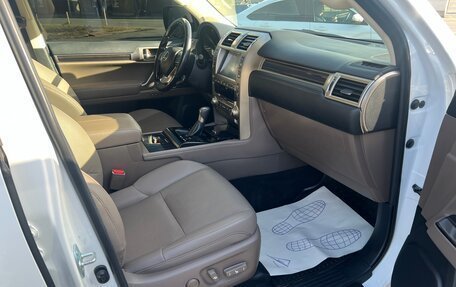 Lexus GX II, 2020 год, 2 600 000 рублей, 23 фотография