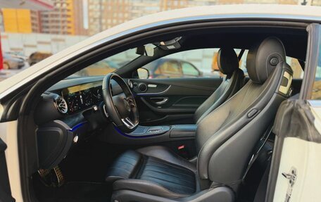 Mercedes-Benz E-Класс, 2020 год, 5 200 000 рублей, 20 фотография