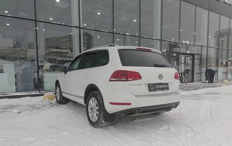 Volkswagen Touareg III, 2013 год, 1 798 900 рублей, 8 фотография