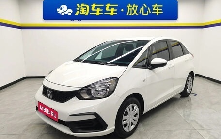 Honda Fit, 2021 год, 1 200 000 рублей, 1 фотография