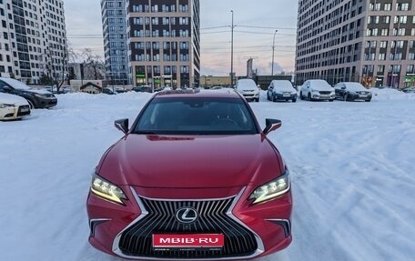 Lexus ES VII, 2019 год, 3 990 000 рублей, 1 фотография