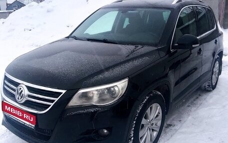 Volkswagen Tiguan I, 2010 год, 840 000 рублей, 1 фотография