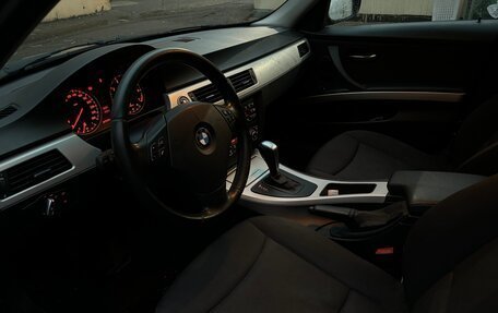 BMW 3 серия, 2011 год, 935 000 рублей, 7 фотография