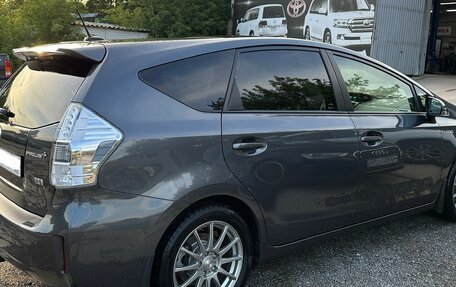 Toyota Prius v (+) I (ZVW40/41) рестайлинг, 2012 год, 2 099 000 рублей, 10 фотография