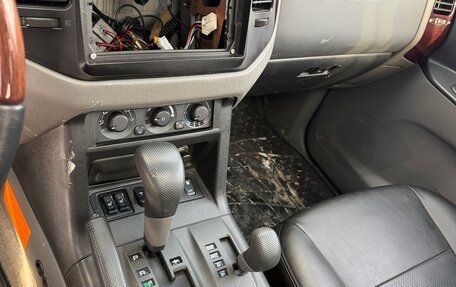 Mitsubishi Pajero III рестайлинг, 2001 год, 650 000 рублей, 13 фотография