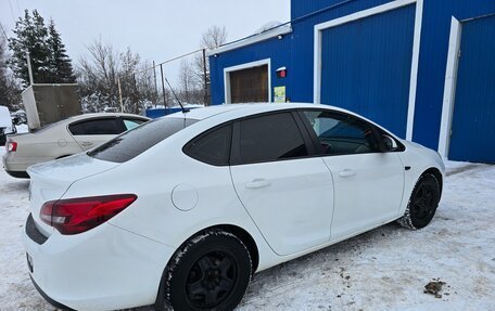 Opel Astra J, 2014 год, 750 000 рублей, 1 фотография