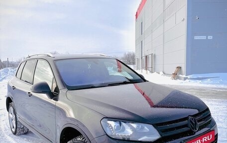 Volkswagen Touareg III, 2010 год, 1 597 000 рублей, 1 фотография