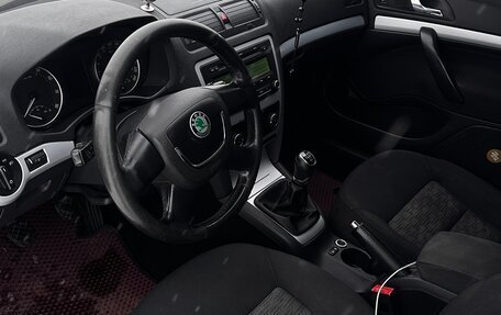 Skoda Octavia, 2011 год, 699 999 рублей, 9 фотография