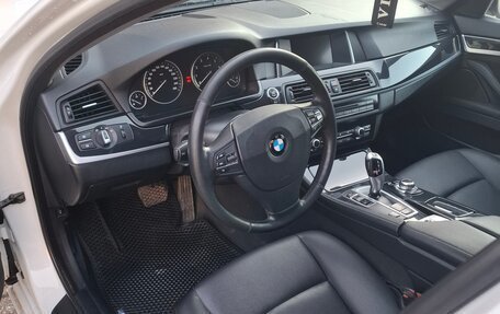 BMW 5 серия, 2013 год, 1 490 000 рублей, 9 фотография