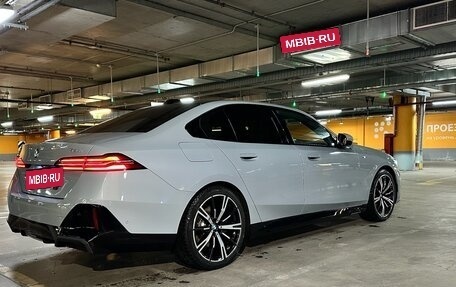 BMW 5 серия, 2024 год, 8 890 000 рублей, 4 фотография