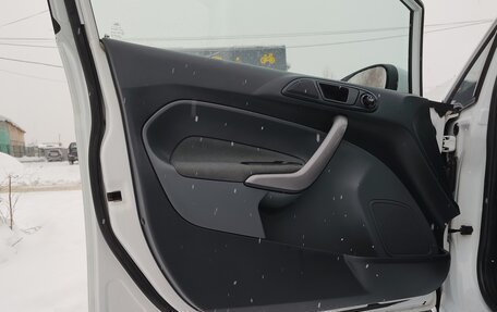 Ford Fiesta, 2011 год, 650 000 рублей, 13 фотография