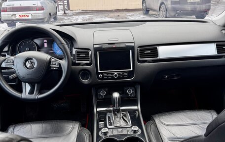 Volkswagen Touareg III, 2010 год, 1 597 000 рублей, 10 фотография