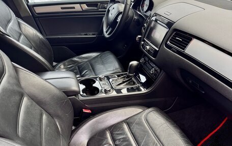 Volkswagen Touareg III, 2010 год, 1 597 000 рублей, 11 фотография