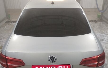 Volkswagen Jetta VI, 2015 год, 950 000 рублей, 3 фотография