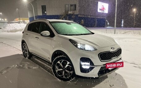 KIA Sportage IV рестайлинг, 2018 год, 2 450 000 рублей, 3 фотография