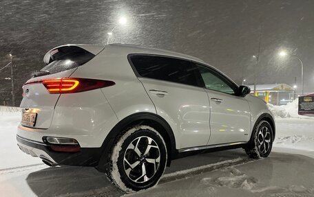KIA Sportage IV рестайлинг, 2018 год, 2 450 000 рублей, 24 фотография