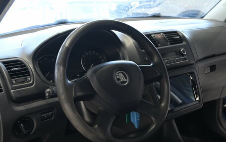 Skoda Roomster, 2013 год, 680 000 рублей, 6 фотография