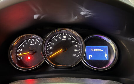 Renault Sandero II рестайлинг, 2015 год, 965 000 рублей, 2 фотография