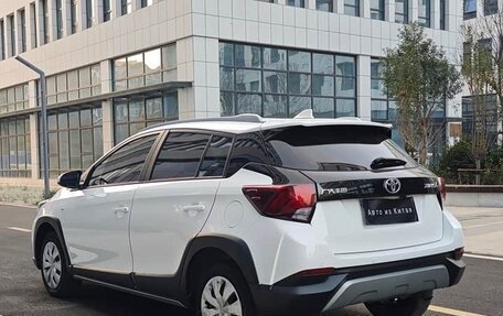 Toyota Yaris XP150 рестайлинг, 2022 год, 1 560 000 рублей, 5 фотография