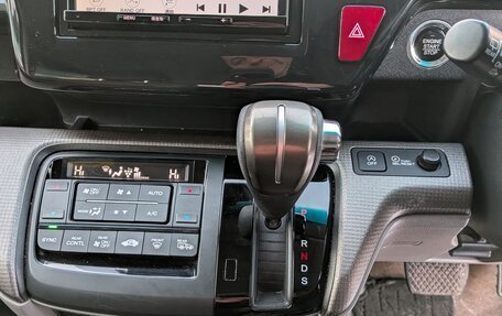 Honda Stepwgn IV, 2020 год, 2 100 000 рублей, 15 фотография