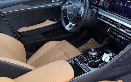 KIA K5, 2023 год, 2 800 000 рублей, 12 фотография