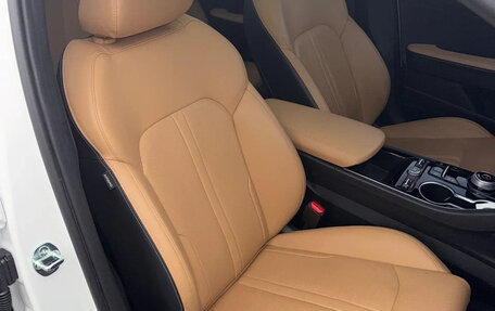 KIA K5, 2023 год, 2 800 000 рублей, 17 фотография