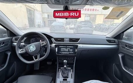 Skoda Superb III рестайлинг, 2025 год, 2 754 000 рублей, 16 фотография