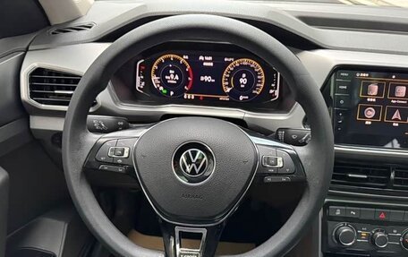 Volkswagen T-Cross I, 2022 год, 1 550 000 рублей, 10 фотография