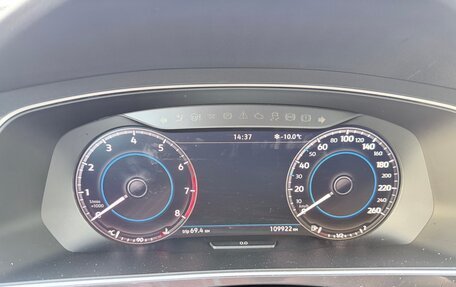 Volkswagen Tiguan II, 2018 год, 2 800 000 рублей, 7 фотография