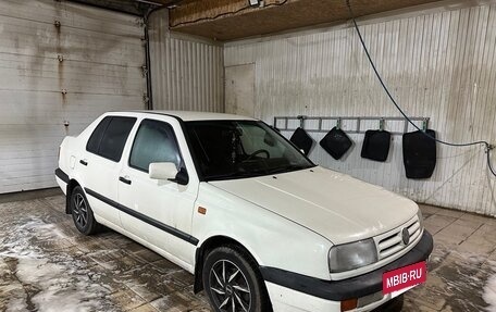 Volkswagen Vento, 1993 год, 230 000 рублей, 5 фотография