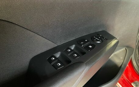 Hyundai Solaris II рестайлинг, 2019 год, 1 250 000 рублей, 16 фотография