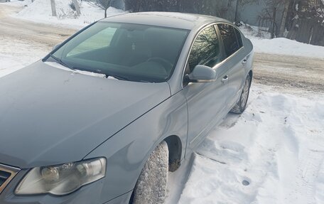 Volkswagen Passat B6, 2005 год, 420 000 рублей, 2 фотография