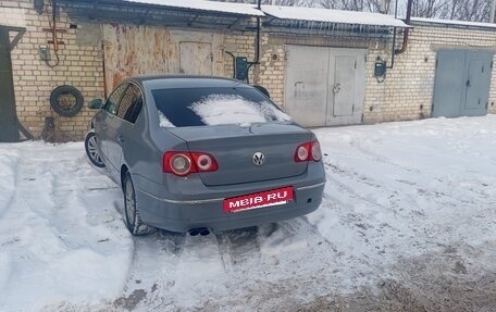 Volkswagen Passat B6, 2005 год, 420 000 рублей, 3 фотография