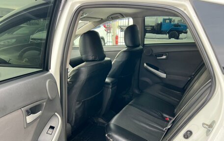 Toyota Prius, 2011 год, 1 229 000 рублей, 17 фотография