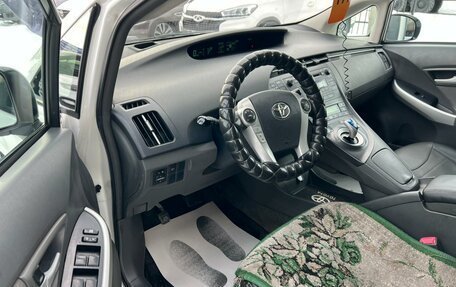 Toyota Prius, 2011 год, 1 229 000 рублей, 10 фотография