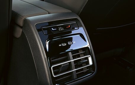 Volkswagen Tiguan, 2025 год, 4 930 000 рублей, 22 фотография