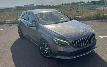 Mercedes-Benz A-Класс, 2015 год, 1 600 000 рублей, 8 фотография