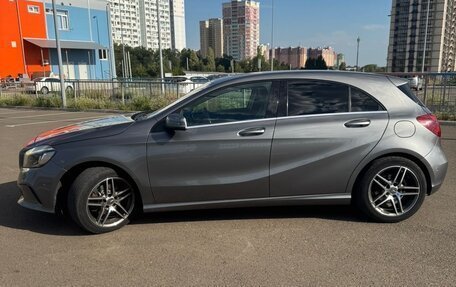 Mercedes-Benz A-Класс, 2015 год, 1 600 000 рублей, 4 фотография