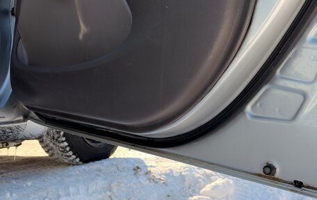 Toyota Platz, 2002 год, 370 000 рублей, 27 фотография