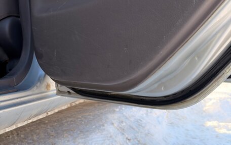 Toyota Platz, 2002 год, 370 000 рублей, 26 фотография