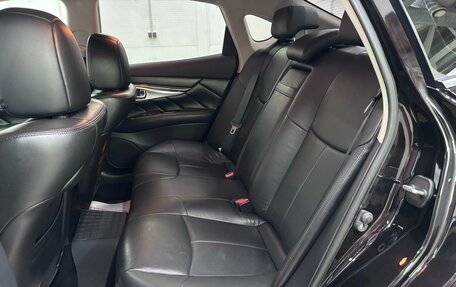 Infiniti Q70 I, 2016 год, 2 220 000 рублей, 16 фотография